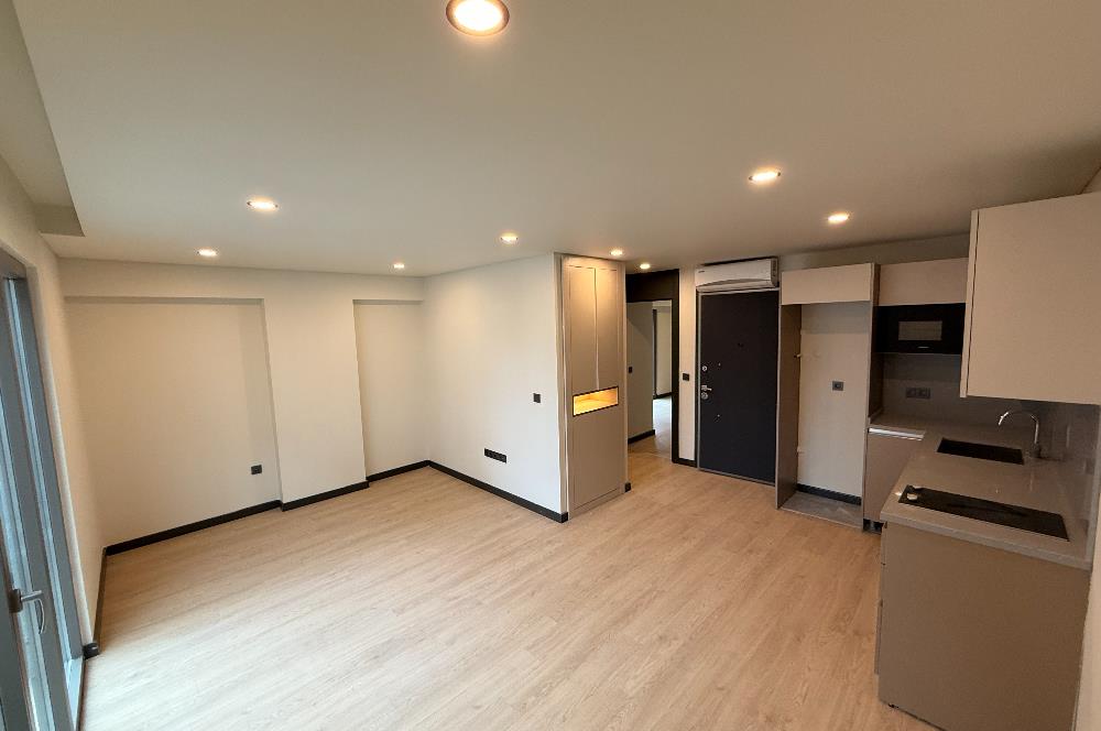 Gayrettepe'de sıfır binada oturmaya hazır kiralık daire