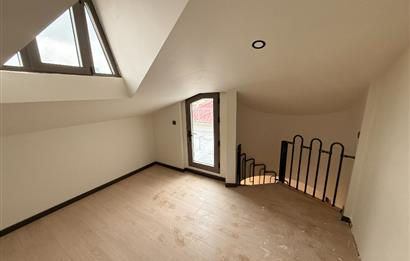 Gayrettepe'de Sıfır Binada Kiralık Çatı Dubleks