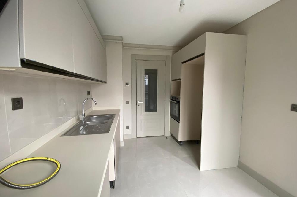 C21 Bal 'dan Emlak Konutta Kiralık 2+1 Ara Kat Daire