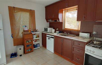 Bodrum-Adabükü özel plajlı,deniz manzaralı satılık üst dubleks daire