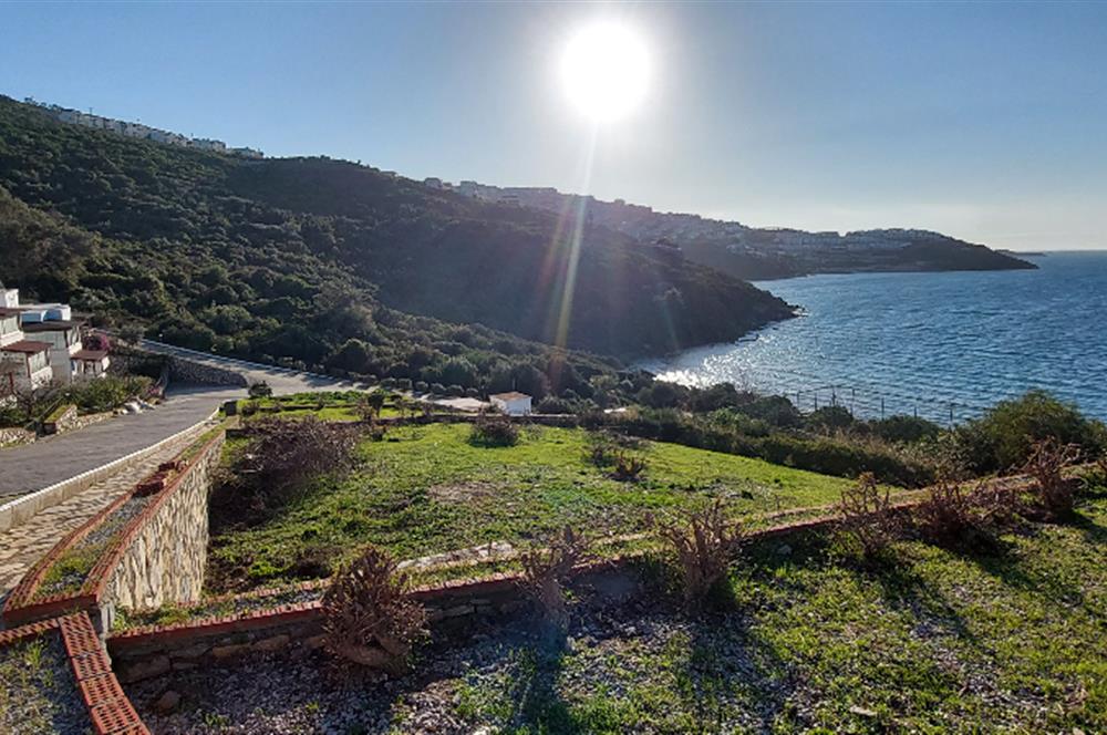 Bodrum-Adabükü özel plajlı,deniz manzaralı satılık üst dubleks daire