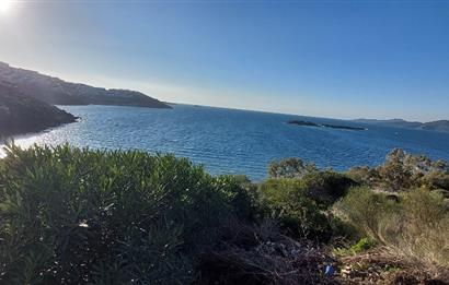 Bodrum-Adabükü özel plajlı,deniz manzaralı satılık üst dubleks daire