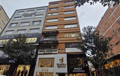 NİŞANTAŞI RUMELİ CADDESİNDE LÜKS DEKORLU 3+1