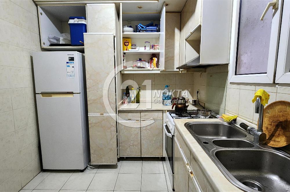 ŞİŞLİ SIRACEVİZLERDE BAKIMLI BİNADA KATTA TEK 4+1 180 m2