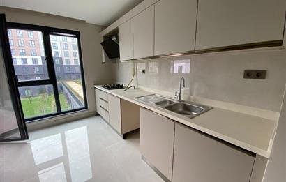 C21 Bal 'dan Emlak Konutta Kiralık 2+1 Ara Kat Daire