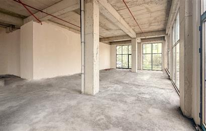 Century 21 Bal'dan Balıkesir'in En Prestijli Ticari lokasyonunda Yüksek Tavanlı Geniş Cepheli Depolu Satılık Dükkan 