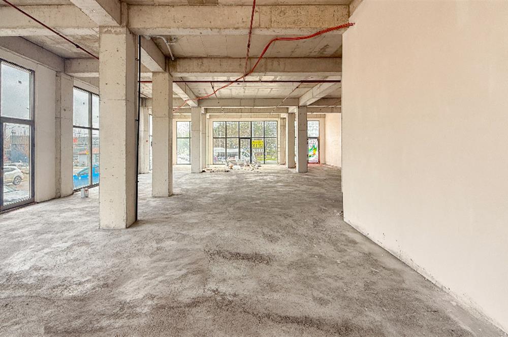 Century 21 Bal'dan Balıkesir'in En Prestijli Ticari lokasyonunda Yüksek Tavanlı Geniş Cepheli Depolu Satılık Dükkan 