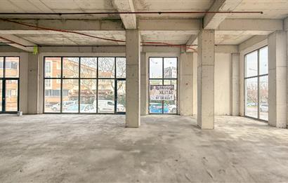 Century 21 Bal'dan Balıkesir'in En Prestijli Ticari lokasyonunda Yüksek Tavanlı Geniş Cepheli Depolu Satılık Dükkan 