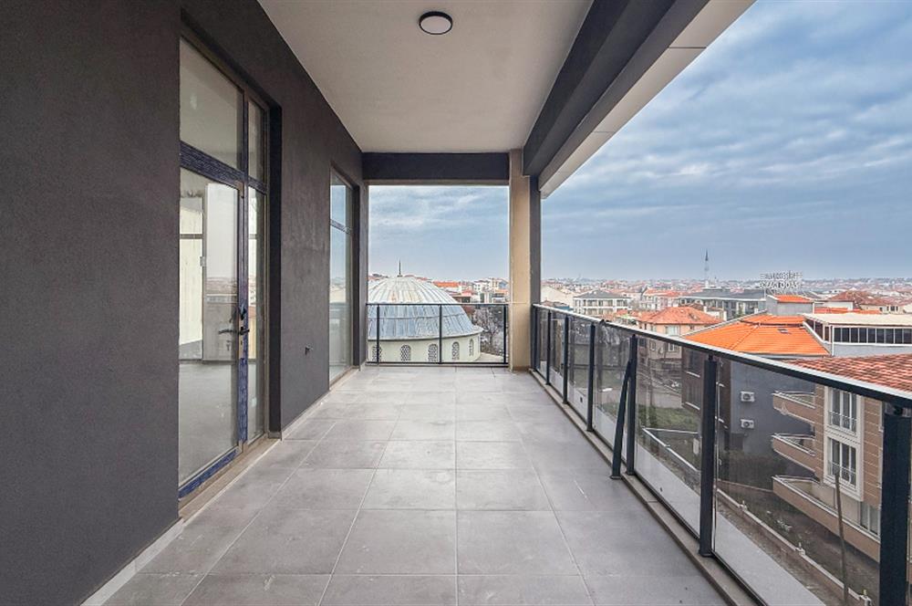 FARKLI İŞ KOLLARINA UYUMLU SATILIK MODERN OFİS SEÇENEKLERİ