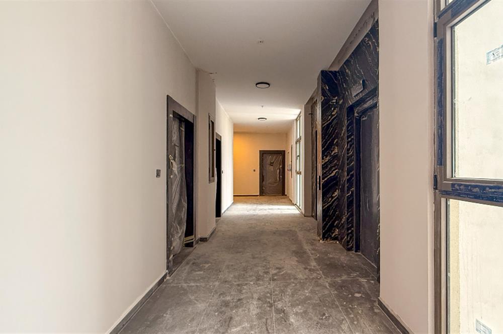 FARKLI İŞ KOLLARINA UYUMLU SATILIK MODERN OFİS SEÇENEKLERİ