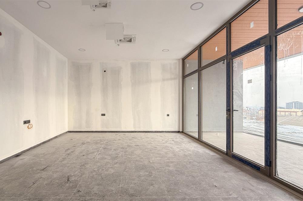 FARKLI İŞ KOLLARINA UYUMLU SATILIK MODERN OFİS SEÇENEKLERİ