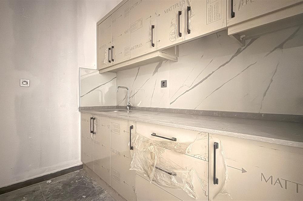 FARKLI İŞ KOLLARINA UYUMLU SATILIK MODERN OFİS SEÇENEKLERİ