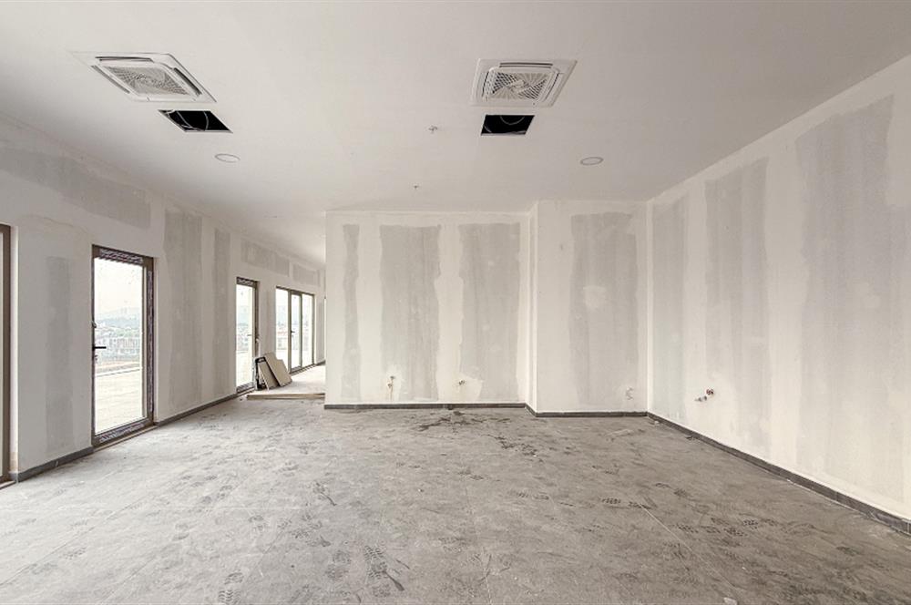 FARKLI İŞ KOLLARINA UYUMLU SATILIK MODERN OFİS SEÇENEKLERİ