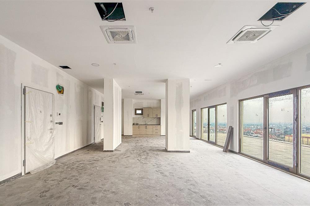 FARKLI İŞ KOLLARINA UYUMLU SATILIK MODERN OFİS SEÇENEKLERİ