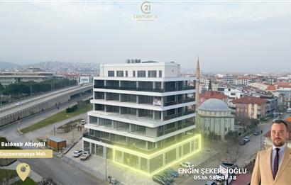 Century 21 Bal'dan Balıkesir'in En Prestijli Ticari lokasyonunda Yüksek Tavanlı Geniş Cepheli Depolu Satılık Dükkan 
