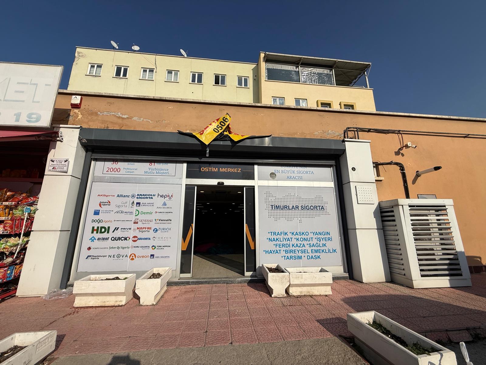 OSTİM FATİH İŞ MERKEZİNDE 175 M2 SATILIK DÜKKAN