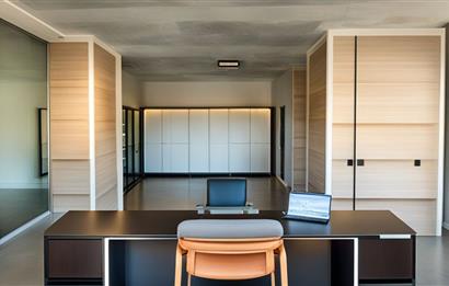 FARKLI İŞ KOLLARINA UYUMLU SATILIK MODERN OFİS SEÇENEKLERİ