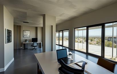 FARKLI İŞ KOLLARINA UYUMLU SATILIK MODERN OFİS SEÇENEKLERİ