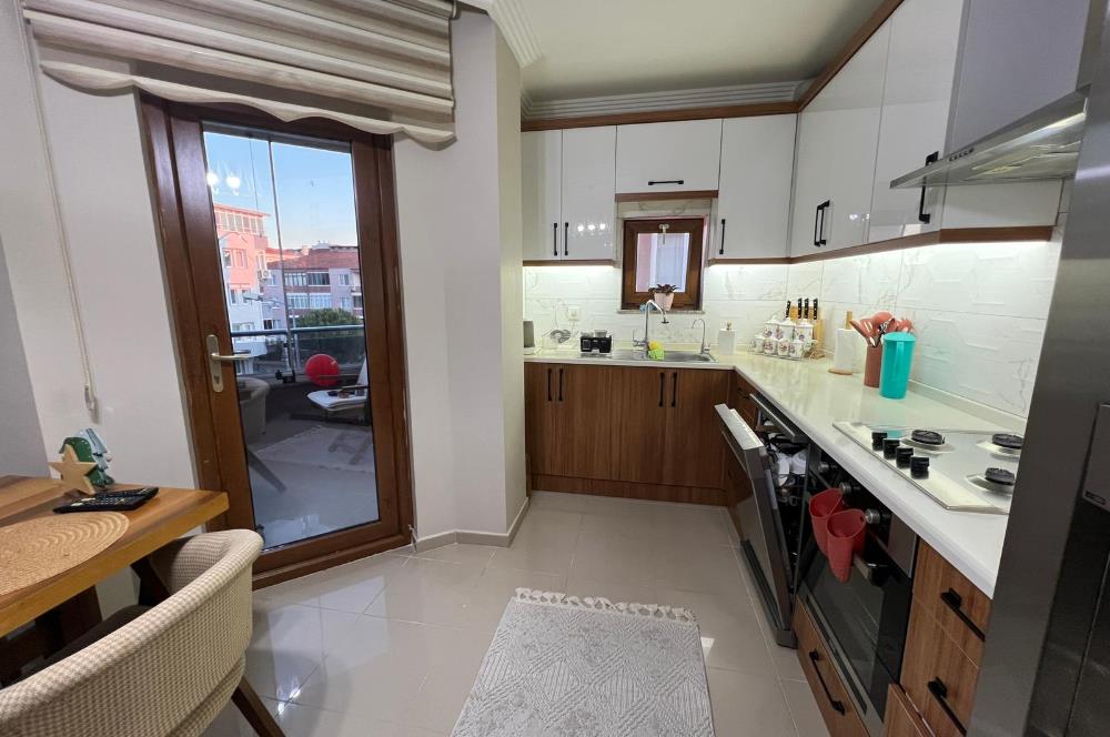 BAHÇELİEVLER'DE 100.YIL TEKNİK LİSE CD. ÜZERİ SATILIK 3+1 DAİRE