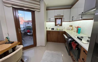 BAHÇELİEVLER'DE 100.YIL TEKNİK LİSE CD. ÜZERİ SATILIK 3+1 DAİRE