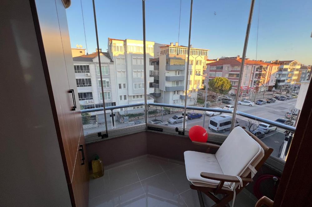 BAHÇELİEVLER'DE 100.YIL TEKNİK LİSE CD. ÜZERİ SATILIK 3+1 DAİRE