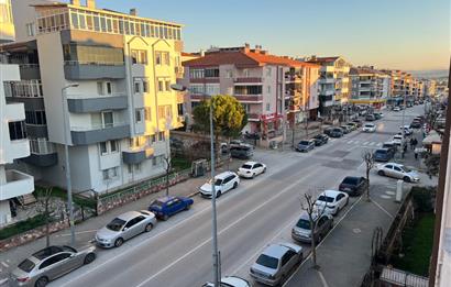 BAHÇELİEVLER'DE 100.YIL TEKNİK LİSE CD. ÜZERİ SATILIK 3+1 DAİRE