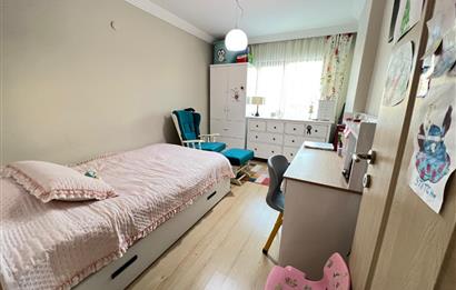 BAHÇELİEVLER'DE 100.YIL TEKNİK LİSE CD. ÜZERİ SATILIK 3+1 DAİRE