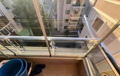 BAHÇELİEVLER'DE 100.YIL TEKNİK LİSE CD. ÜZERİ SATILIK 3+1 DAİRE