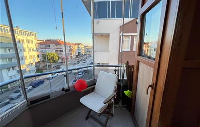 BAHÇELİEVLER'DE 100.YIL TEKNİK LİSE CD. ÜZERİ SATILIK 3+1 DAİRE