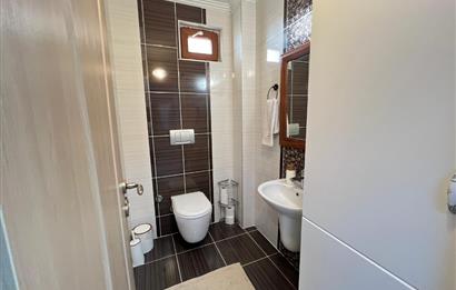 BAHÇELİEVLER'DE 100.YIL TEKNİK LİSE CD. ÜZERİ SATILIK 3+1 DAİRE