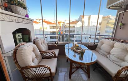 BAHÇELİEVLER'DE 100.YIL TEKNİK LİSE CD. ÜZERİ SATILIK 3+1 DAİRE