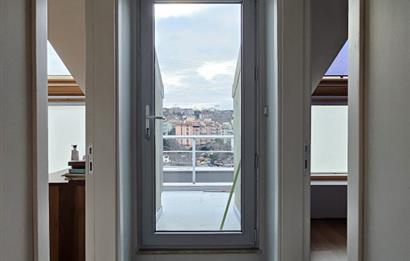 ZEKERİYAKÖY SİTELERDE BATI YURDU KARŞISI SATILIK ÇATI DUBLEKS