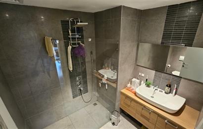 ZEKERİYAKÖY SİTELERDE BATI YURDU KARŞISI SATILIK ÇATI DUBLEKS