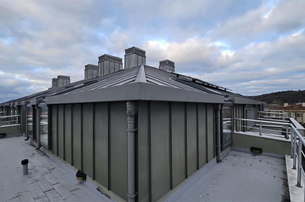 ZEKERİYAKÖY SİTELERDE BATI YURDU KARŞISI SATILIK ÇATI DUBLEKS