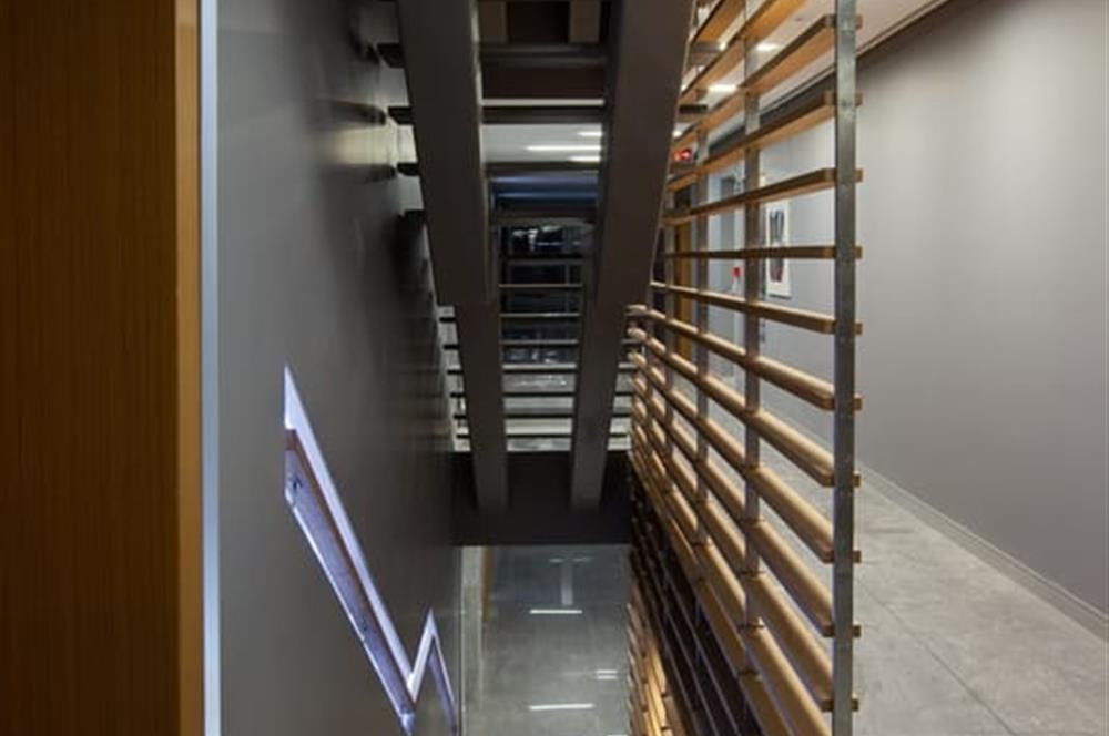 ZEKERİYAKÖY SİTELERDE BATI YURDU KARŞISI SATILIK ÇATI DUBLEKS