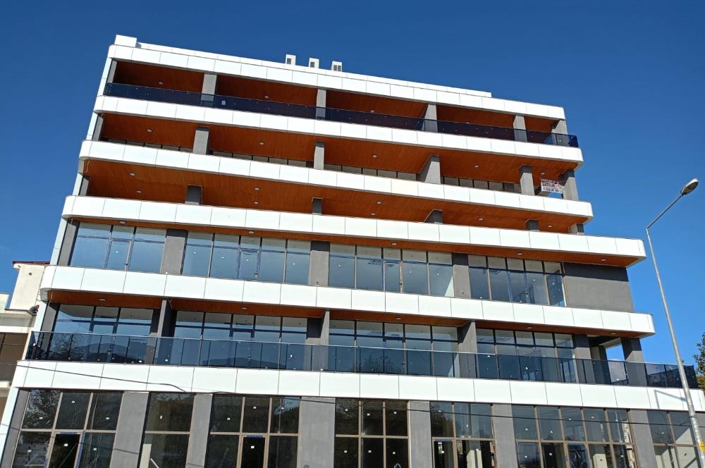 Century 21 Bal'dan Balıkesir'in En Prestijli Ticari lokasyonunda Yüksek Tavanlı Geniş Cepheli Depolu Satılık Dükkan 