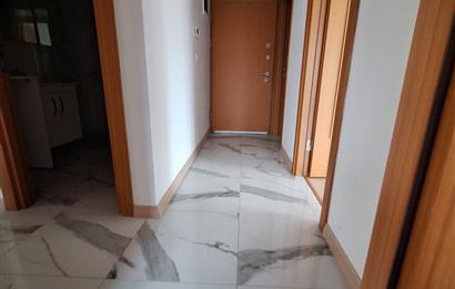 SİTE İÇERİSİNDE KAPALI VE AÇIK OTOPARKLI,ARA KAT 2+1