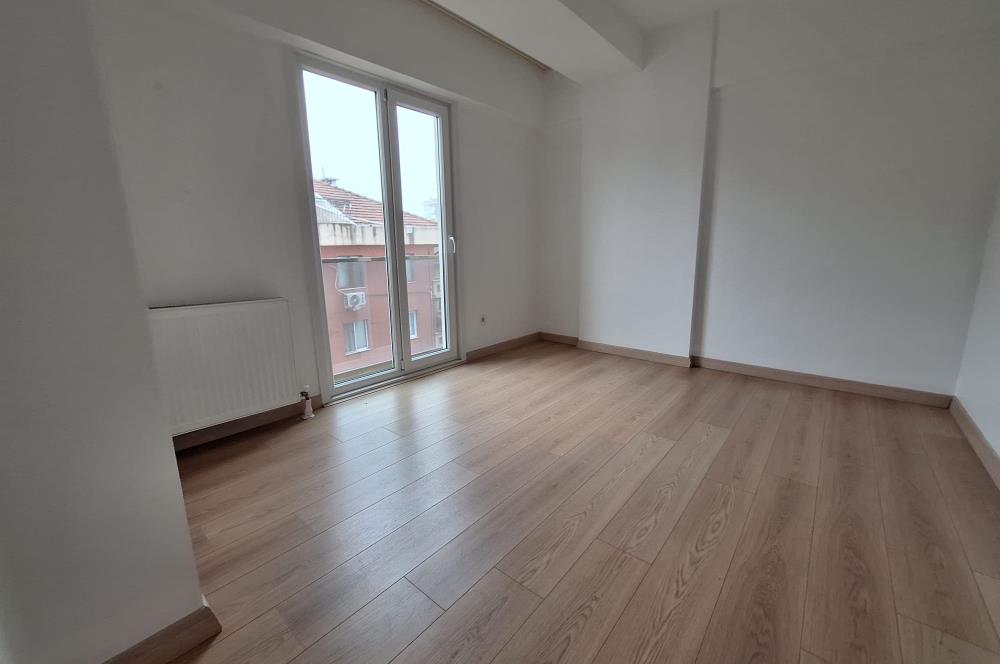 SİTE İÇERİSİNDE KAPALI VE AÇIK OTOPARKLI,ARA KAT 2+1