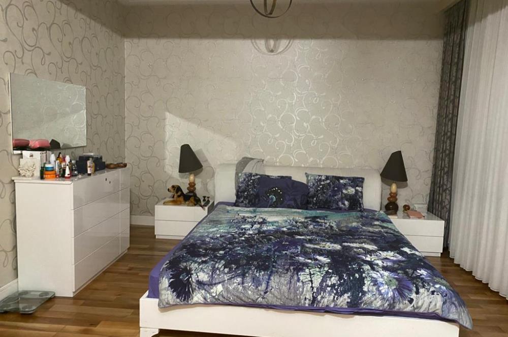 NİŞANTAŞI RUMELİ CADDESİNDE MODERNİZE EDİLMİŞGENİŞ VE KEYİFLİ 2+1