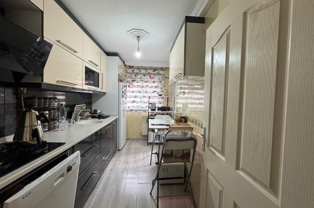 Karşıyaka Tersane'de Merkezi Konumda 2+1 Satılık Daire