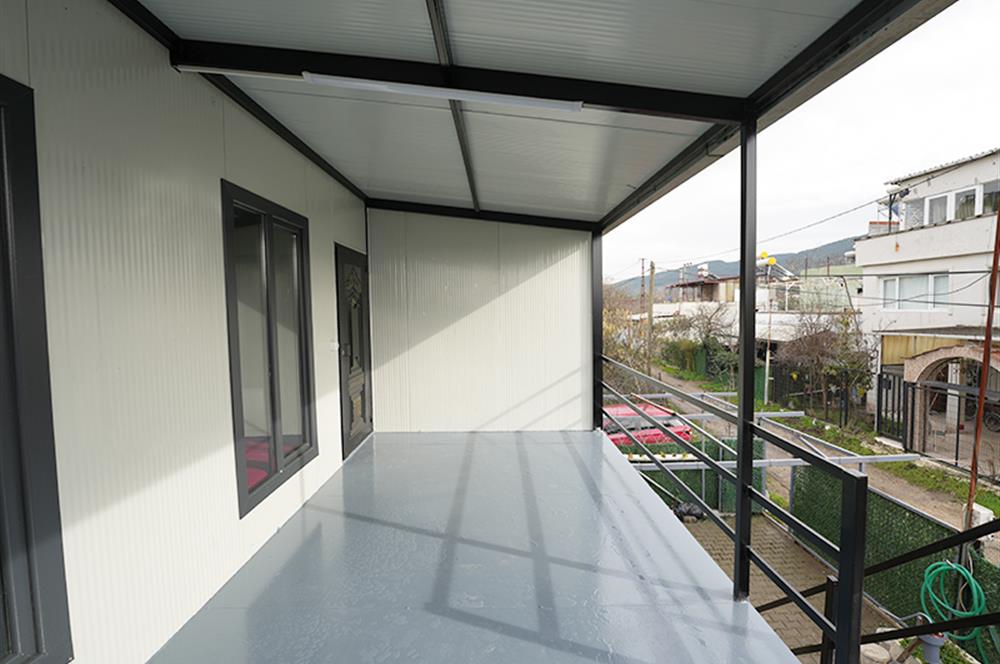 C21 Cius; Kumsaz’da Bahçeli–Teraslı Yazlık Prefabrik Ev