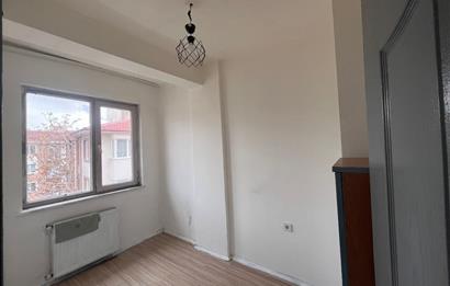 CENTURY21 VİZYON’DAN ANADOLU ÜNİ. YAKINI 1+1 KİRALIK DAİRE