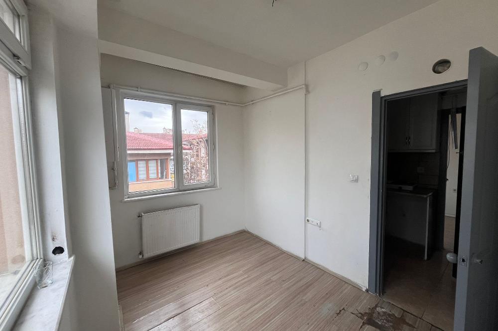 CENTURY21 VİZYON’DAN ANADOLU ÜNİ. YAKINI 1+1 KİRALIK DAİRE