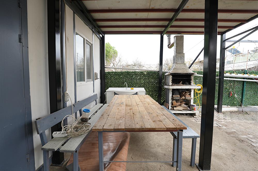 C21 Cius; Kumsaz’da Bahçeli–Teraslı Yazlık Prefabrik Ev