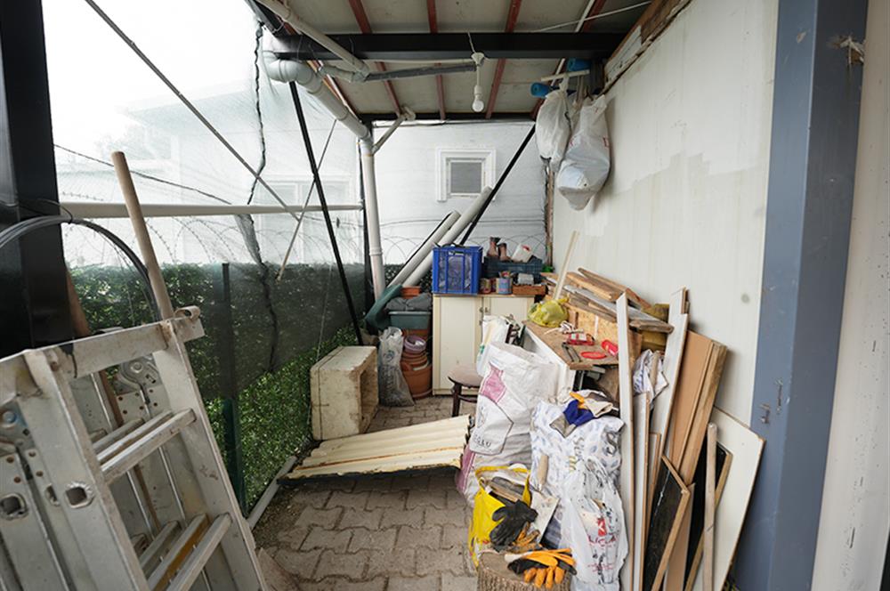 C21 Cius; Kumsaz’da Bahçeli–Teraslı Yazlık Prefabrik Ev