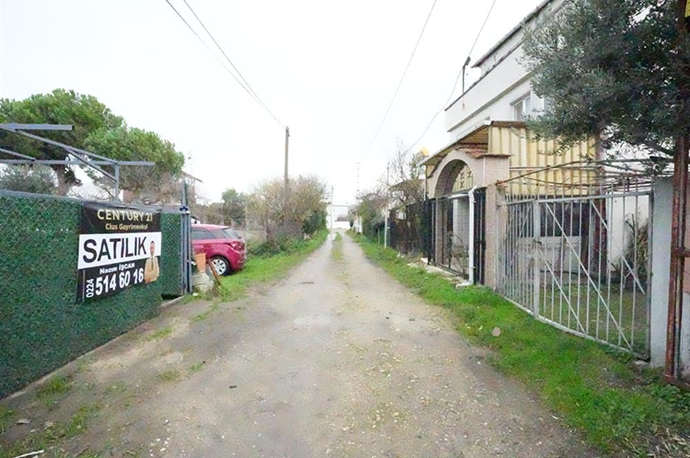 C21 Cius; Kumsaz’da Bahçeli–Teraslı Yazlık Prefabrik Ev