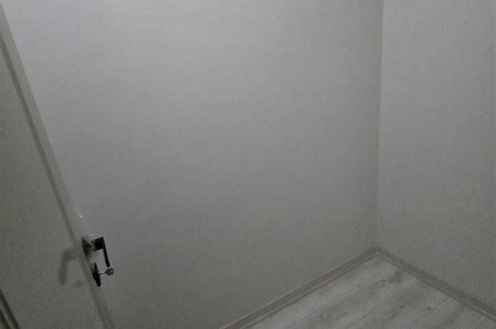Cihangir Güneşli Sokakta Yeni Binada Kiralık 2,5+1