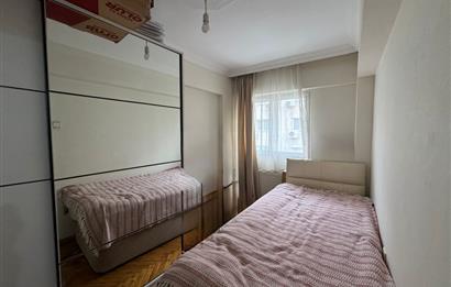 Karşıyaka Tersane'de Merkezi Konumda 2+1 Satılık Daire