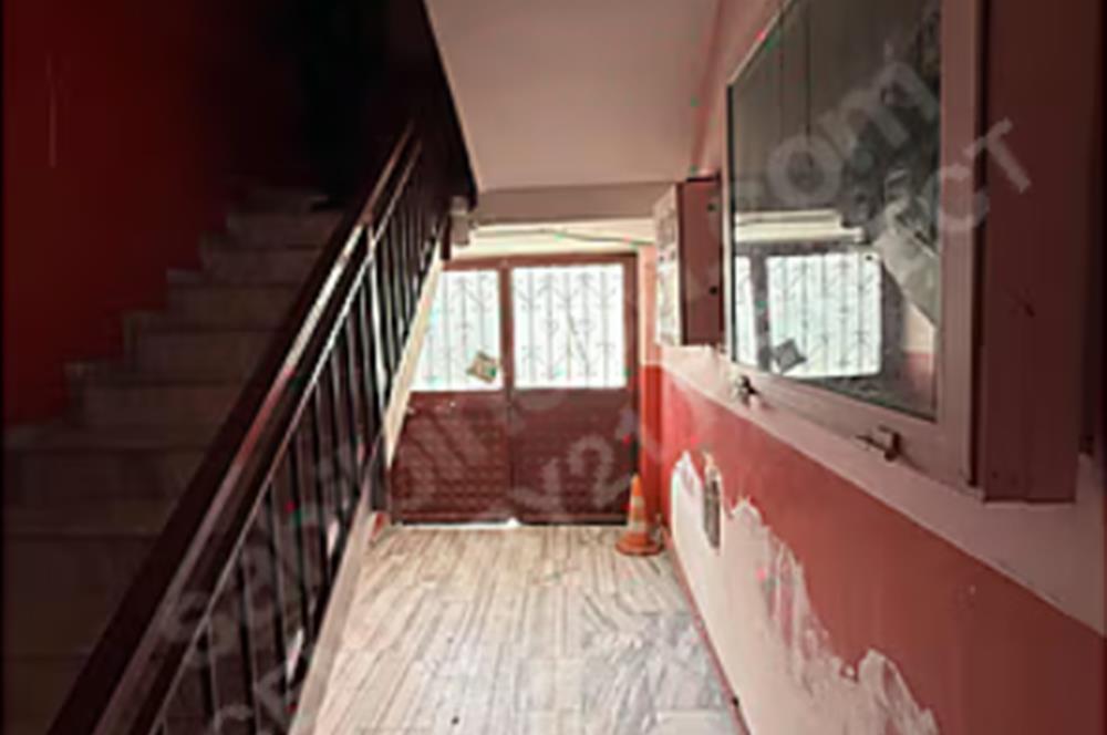 KARTAL YALI MAHALLESİNDE YATIRIMLIK GENİŞ 3+1 DAİRE