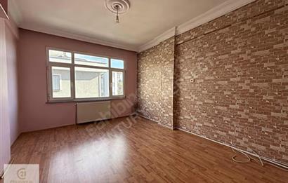 KARTAL YALI MAHALLESİNDE YATIRIMLIK GENİŞ 3+1 DAİRE